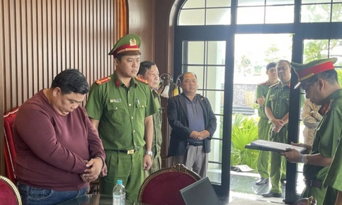 Tổng giám đốc bị bắt vì bán nhà không có thật