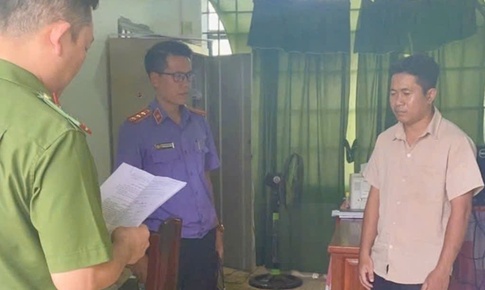 Bắt khẩn cấp một c&#225;n bộ mặt trận chiếm đoạt 500 triệu tiền cứu trợ lũ ở L&#226;m Đồng