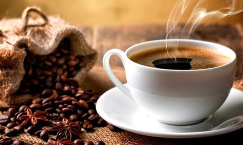 Người axit uric cao có uống được trà xanh, cà phê không?