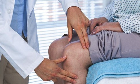 Câu hỏi thường gặp liên quan đến bệnh hồng ban nút