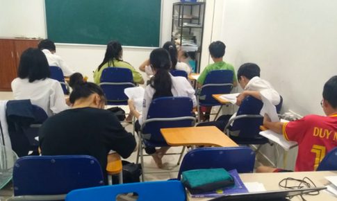 Hà Nội 'siết’ dạy thêm: Yêu cầu xử lý nghiêm giáo viên vi phạm quy định