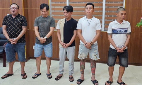 Đánh sập đường dây cá độ bóng đá qua mạng hơn 100 tỷ đồng
