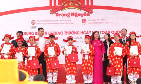 Vinh danh những thí sinh xuất sắc nhất tại ba sân chơi trí tuệ: Trạng nguyên, Bảng vàng, Viết chữ đẹp