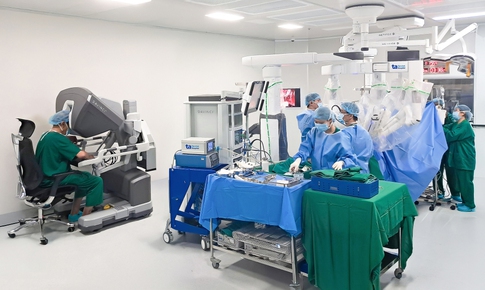 TPHCM có 'Siêu Robot' thế hệ mới hỗ trợ hơn 120 loại phẫu thuật phức tạp