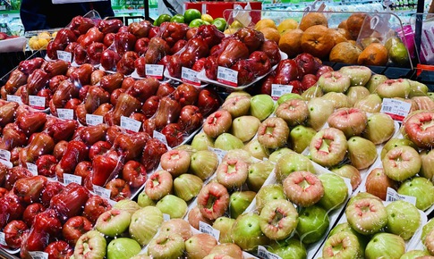 Loại quả Việt quen thuộc đang vào vụ ngọt nhất trong năm bán đầy chợ giá vài chục nghìn đồng/kg