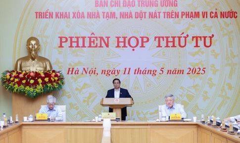 Thủ tướng: Dứt khoát không để người dân nào ở trong nhà tạm, nhà dột nát