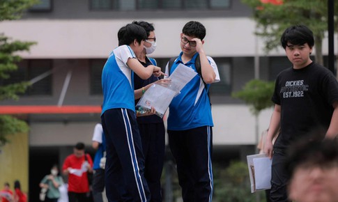 Các trường THPT chuyên của Hà Nội có số lượng học sinh đăng ký dự tuyển thế nào?