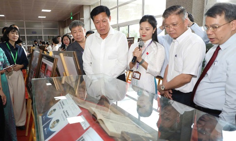 Thứ trưởng Bộ Y tế: Kết hợp y học cổ truyền và y học hiện đại để nâng cao chất lượng khám chữa bệnh, bảo vệ sức khỏe người dân