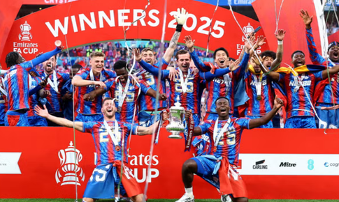 Tạo 'cú sốc' tại FA Cup, Crystal Palace lần đầu có danh hiệu sau 119 năm