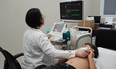 Khám sàng lọc bệnh tim bẩm sinh cho trẻ em ở Quảng Bình phát hiện nhiều trẻ mắc bệnh