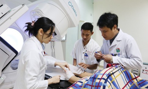 Hơn 1.000 lượt xạ trị kỹ thuật cao được thực hiện tại Hà Tĩnh