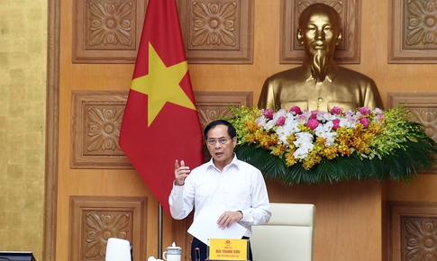 Phó Thủ tướng: Phải kiểm tra ngay khi người dân phản ánh có tình trạng sản xuất, buôn bán hàng giả