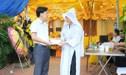Ngành Y tế Quảng Ninh hỗ trợ 100 triệu cho gia đình người hiến đa tạng mang lại sự sống cho 7 người