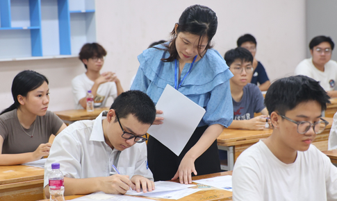 Giáo viên có được dạy thêm trong dịp hè?