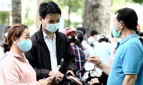 Sốt xuất huyết, tay ch&#226;n miệng, COVID-19 c&#243; xu hướng tăng: Bộ Y tế y&#234;u cầu tổ chức đợt chiến dịch cao điểm ph&#242;ng chống
