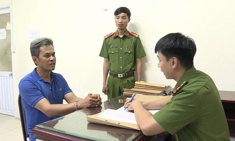 Bắt giữ 2 đối tượng chống người thi hành công vụ ở TPHCM