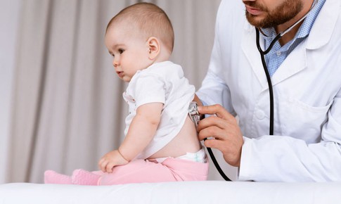 Viêm phổi do virus ở trẻ có nguy hiểm không?