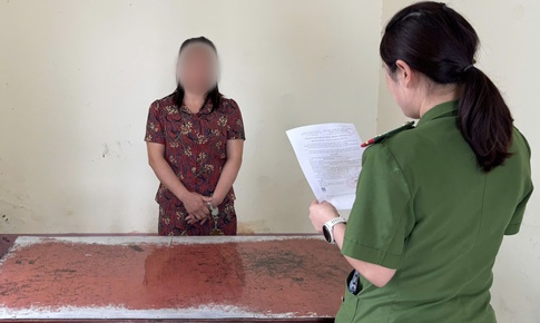 Thu giữ hơn 5,5 tấn nguyên liệu thuốc lá nhập lậu, trị giá gần 200 triệu đồng