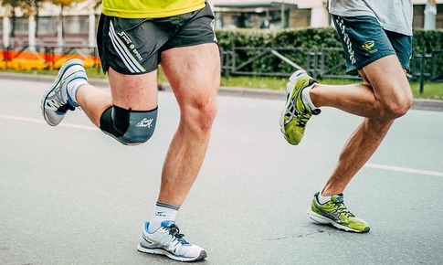 Chạy bộ ảnh hưởng đến khớp gối ra sao theo từng độ tuổi?