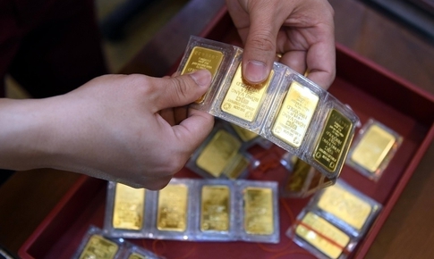 Giá vàng ngày 3/5 đảo chiều giảm cực mạnh