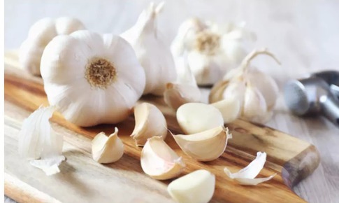 Củ tỏi có tác dụng gì với tim mạch?