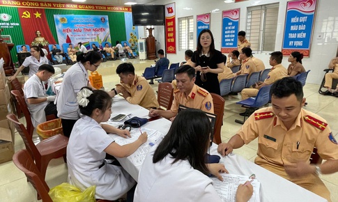 Hiến máu cứu người – nghĩa cử cao đẹp của chiến sĩ CSGT