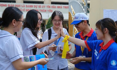 'Tiếp sức mùa thi' giúp thí sinh thi cử nhẹ nhàng, bớt áp lực