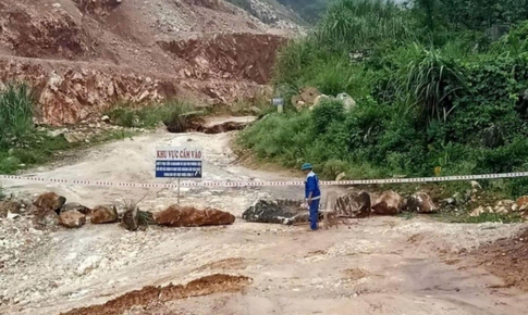 Người phụ nữ bị đất đá vùi lấp khi vào hầm mót quặng thiếc ở ‘thủ phủ’ khoáng sản Quỳ Hợp