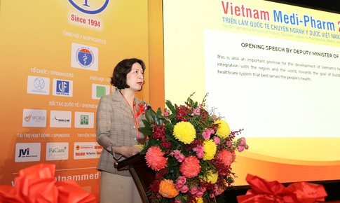 Đề xuất nhiều giải pháp chú trọng phát triển y tế, hướng tới miễn viện phí cho tất cả người dân