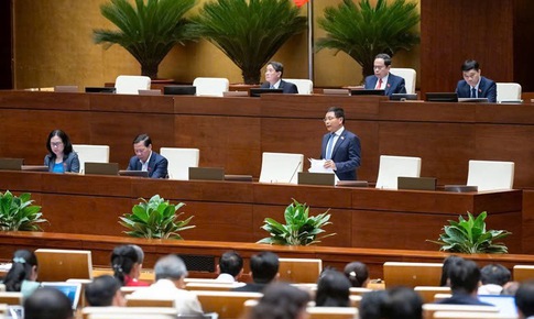 Bộ trưởng Tài chính: Không để thế hệ sau nhiễm bệnh mới đánh thuế nước ngọt