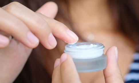 Bộ Y tế đình chỉ lưu hành, thu hồi 9 loại mỹ phẩm của Công ty Linh Anh trên toàn quốc
