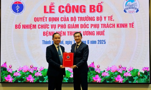 Bổ nhiệm Phó Giám đốc Bệnh viện Trung ương Huế