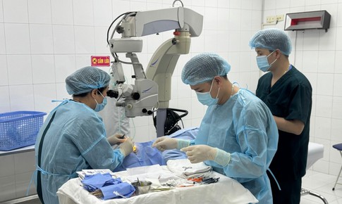 Mờ mắt đột ngột - Coi chừng tắc tĩnh mạch võng mạc!