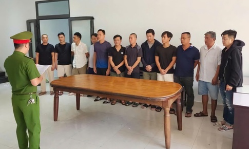 Bắt giữ đối tượng cầm đầu đường dây cá độ bóng đá hơn 2.000 tỷ đồng