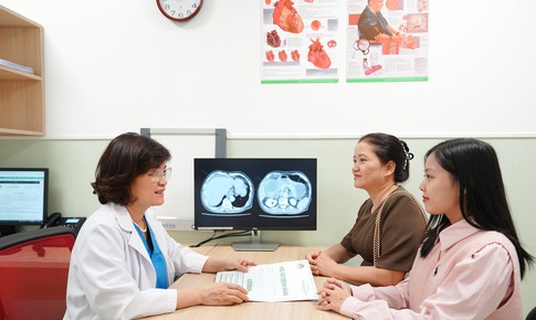 Bác sĩ chuyên khoa tư vấn: 8 nhóm xét nghiệm nên làm khi bước sang tuổi 60