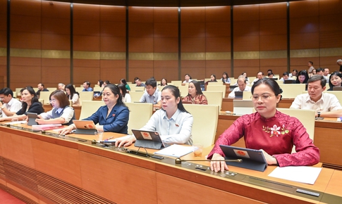 Chính thức 'siết' quảng cáo với người nổi tiếng từ 2026