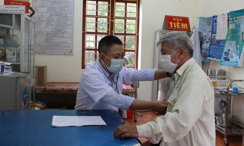 Ninh Bình: Y tế cơ sở là 'người gác cổng' sức khỏe cho nhân dân