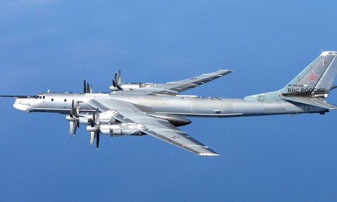 Tu-95: Lá bài chiến lược không thể thay thế của Nga