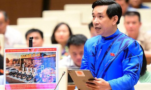 ĐBQH đề xuất tận dụng trụ sở dôi dư: Vừa sạc xe điện, vừa đọc sách chờ xe đầy pin