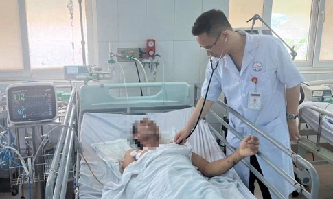 Người đàn ông 50 tuổi vỡ tim do ngã từ độ cao 6m hồi sinh kỳ diệu