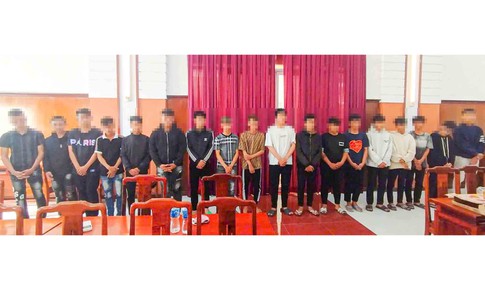 Khởi tố 26 đối tượng mang theo hung khí truy đuổi nhau trên đường phố