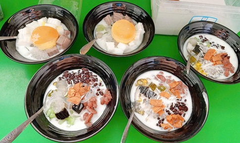 Những nghề tay trái 'hái ra tiền' trong dịp hè