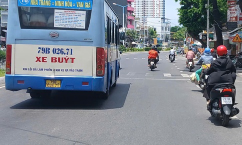 Mở th&#234;m tuyến bu&#253;t từ Nha Trang đi Ninh Thuận để người d&#226;n thuận tiện đi lại sau s&#225;p nhập