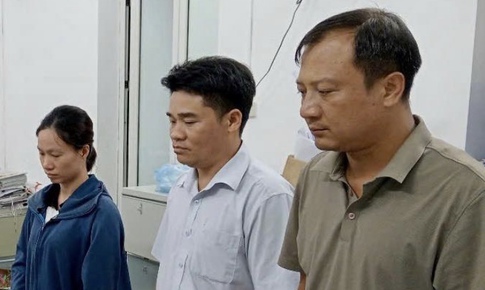Khởi tố nguyên Giám đốc Văn phòng đăng ký đất đai ở Hoà Bình