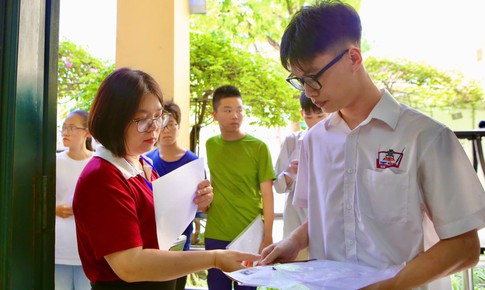 Sĩ tử cả nước tự tin chinh phục môn Toán kỳ thi tốt nghiệp THPT 2025