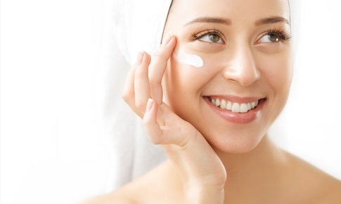 5 cách tự nhiên tốt nhất làm da săn chắc cho phụ nữ trên 40 tuổi