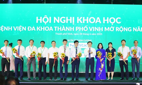 Đẩy mạnh chuyển đổi số, nâng tầm y tế thông minh