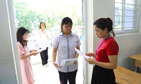 &#39;Bỏ t&#250;i&#39; b&#237; k&#237;p đạt điểm cao tiếng Anh thi v&#224;o lớp 10