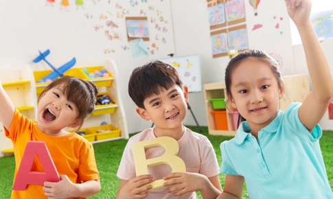 Nuôi con thông minh thời 4.0: bổ sung vi chất hợp lý cho con