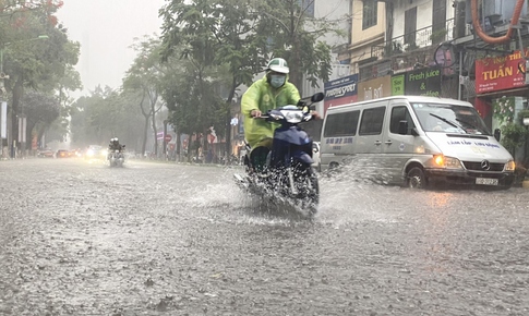 Biển Đ&#244;ng sắp đ&#243;n xo&#225;y thuận nhiệt đới, miền Bắc t&#225;i diễn mưa d&#244;ng v&#224;o chiều tối 